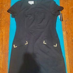 Donna Morgan Capped-Sleeve Dress